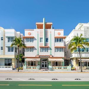 Hilton Vacation Club Crescent On South Beach Miami